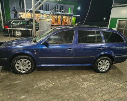 Синий Шкода Октавия, объемом двигателя 1.6 л и пробегом 330 тыс. км за 4500 $, фото 1 на Automoto.ua