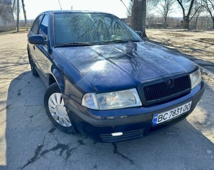 Синий Шкода Октавия, объемом двигателя 1.6 л и пробегом 359 тыс. км за 3300 $, фото 1 на Automoto.ua