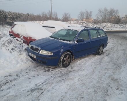 Синий Шкода Октавия, объемом двигателя 1.6 л и пробегом 400 тыс. км за 850 $, фото 1 на Automoto.ua