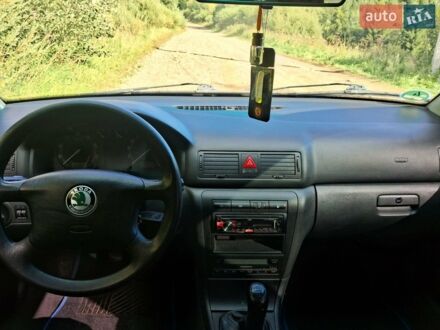 Синій Шкода Октавія, об'ємом двигуна 1.98 л та пробігом 273 тис. км за 3800 $, фото 1 на Automoto.ua