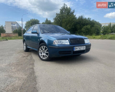 Синий Шкода Октавия, объемом двигателя 1.6 л и пробегом 268 тыс. км за 4000 $, фото 1 на Automoto.ua