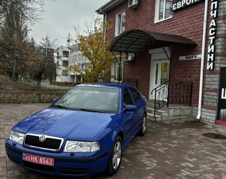 Синий Шкода Октавия, объемом двигателя 1.8 л и пробегом 264 тыс. км за 5000 $, фото 1 на Automoto.ua