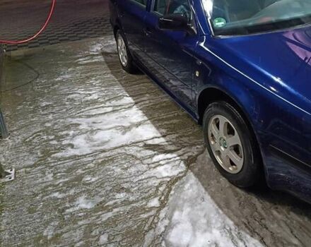 Синий Шкода Октавия, объемом двигателя 1.6 л и пробегом 199 тыс. км за 4500 $, фото 1 на Automoto.ua