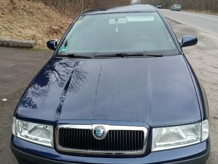 Синий Шкода Октавия, объемом двигателя 1.39 л и пробегом 231 тыс. км за 3800 $, фото 1 на Automoto.ua