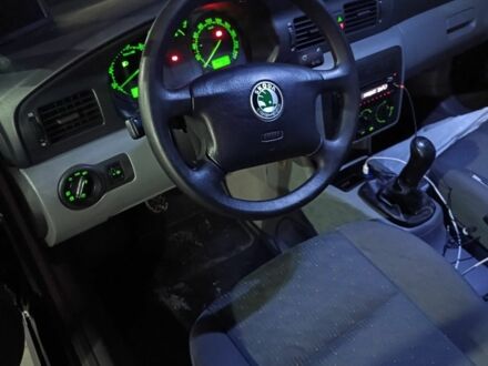 Синій Шкода Октавія, об'ємом двигуна 1.6 л та пробігом 199 тис. км за 4500 $, фото 1 на Automoto.ua
