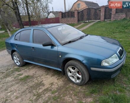 Синий Шкода Октавия, объемом двигателя 1.6 л и пробегом 175 тыс. км за 4150 $, фото 1 на Automoto.ua