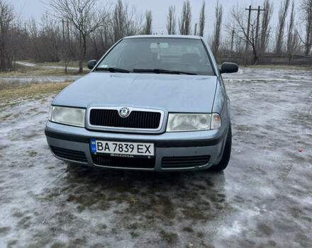 Синий Шкода Октавия, объемом двигателя 1.6 л и пробегом 255 тыс. км за 4300 $, фото 1 на Automoto.ua