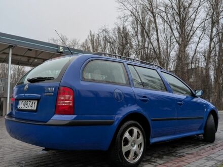 Синій Шкода Октавія, об'ємом двигуна 1.9 л та пробігом 100 тис. км за 2300 $, фото 1 на Automoto.ua