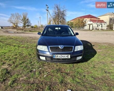 Синій Шкода Октавія, об'ємом двигуна 1.6 л та пробігом 350 тис. км за 5800 $, фото 1 на Automoto.ua