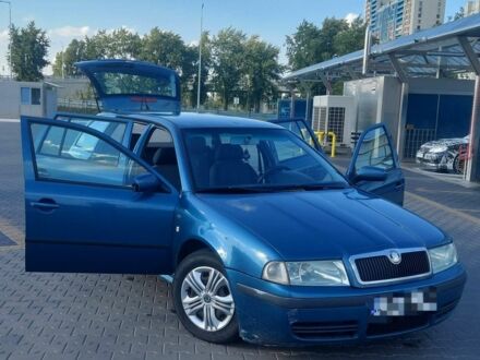 Синій Шкода Октавія, об'ємом двигуна 1.9 л та пробігом 300 тис. км за 2299 $, фото 1 на Automoto.ua