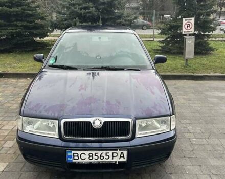 Синій Шкода Октавія, об'ємом двигуна 1.6 л та пробігом 303 тис. км за 2800 $, фото 1 на Automoto.ua