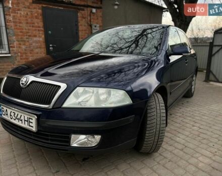 Синий Шкода Октавия, объемом двигателя 1.6 л и пробегом 280 тыс. км за 4700 $, фото 1 на Automoto.ua