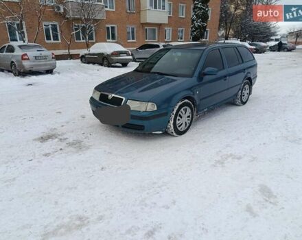 Синий Шкода Октавия, объемом двигателя 1.9 л и пробегом 300 тыс. км за 2400 $, фото 1 на Automoto.ua