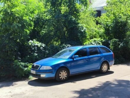Синий Шкода Октавия, объемом двигателя 1.6 л и пробегом 190 тыс. км за 5000 $, фото 1 на Automoto.ua