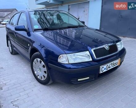 Синий Шкода Октавия, объемом двигателя 1.6 л и пробегом 238 тыс. км за 5199 $, фото 1 на Automoto.ua