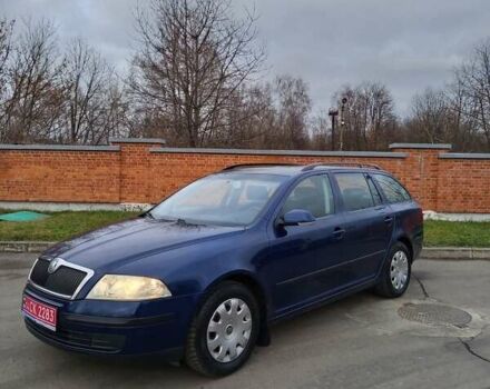 Синий Шкода Октавия, объемом двигателя 1.6 л и пробегом 256 тыс. км за 5600 $, фото 1 на Automoto.ua