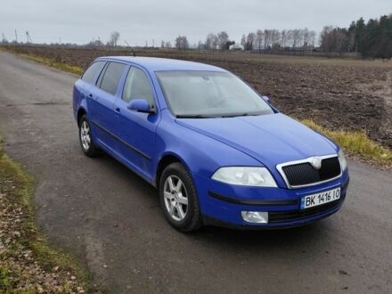 Синий Шкода Октавия, объемом двигателя 1.9 л и пробегом 300 тыс. км за 4500 $, фото 1 на Automoto.ua