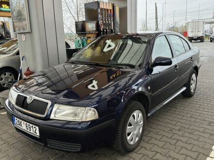 Синий Шкода Октавия, объемом двигателя 1.6 л и пробегом 252 тыс. км за 2200 $, фото 1 на Automoto.ua