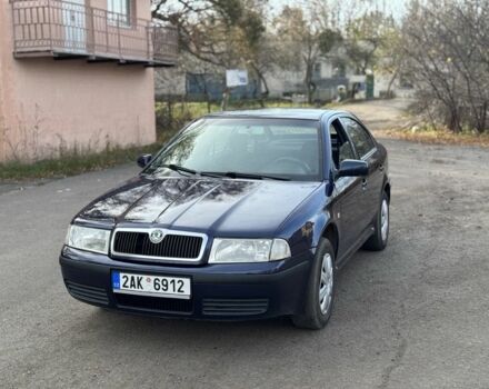 Синий Шкода Октавия, объемом двигателя 1.6 л и пробегом 260 тыс. км за 1550 $, фото 1 на Automoto.ua