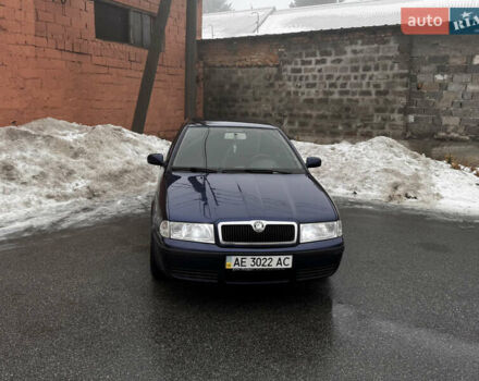 Синий Шкода Октавия, объемом двигателя 1.6 л и пробегом 250 тыс. км за 5500 $, фото 1 на Automoto.ua