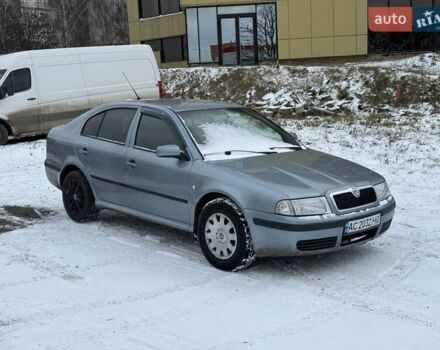 Синий Шкода Октавия, объемом двигателя 1.6 л и пробегом 300 тыс. км за 3700 $, фото 1 на Automoto.ua