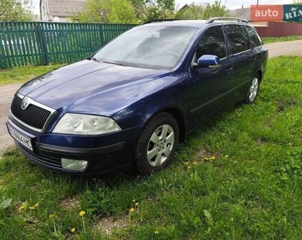 Синий Шкода Октавия, объемом двигателя 1.6 л и пробегом 240 тыс. км за 5900 $, фото 1 на Automoto.ua