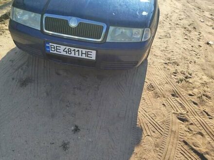 Синий Шкода Октавия, объемом двигателя 1.6 л и пробегом 213 тыс. км за 4000 $, фото 1 на Automoto.ua