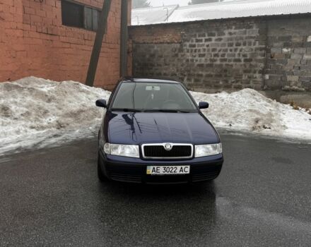 Синий Шкода Октавия, объемом двигателя 1.6 л и пробегом 250 тыс. км за 5500 $, фото 1 на Automoto.ua