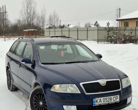 Синий Шкода Октавия, объемом двигателя 1.6 л и пробегом 248 тыс. км за 5400 $, фото 1 на Automoto.ua