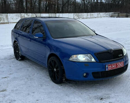Синий Шкода Октавия, объемом двигателя 2 л и пробегом 210 тыс. км за 6900 $, фото 1 на Automoto.ua