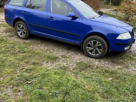 Синий Шкода Октавия, объемом двигателя 1.9 л и пробегом 267 тыс. км за 7400 $, фото 1 на Automoto.ua