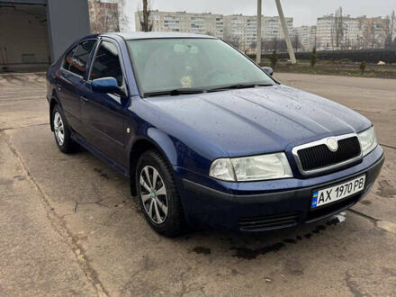 Синий Шкода Октавия, объемом двигателя 1.6 л и пробегом 276 тыс. км за 5200 $, фото 1 на Automoto.ua