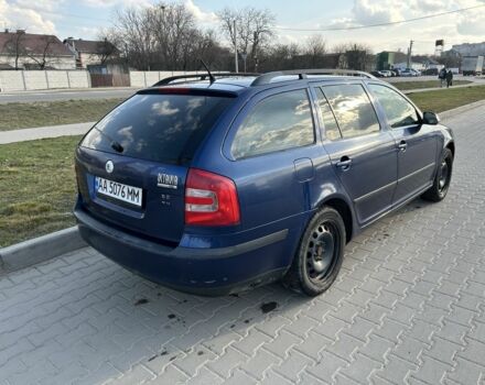 Синий Шкода Октавия, объемом двигателя 1.6 л и пробегом 290 тыс. км за 4800 $, фото 1 на Automoto.ua