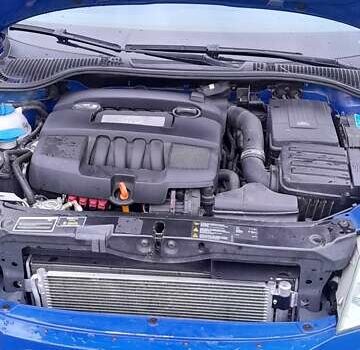 Шкода Октавия 2007 в Ровно на Automoto.ua Синий Шкода Октавия, объемом двигателя 1.6 л и пробегом 250 тыс. км за 5700 $, фото 1 на Automoto.ua