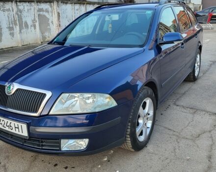 Синий Шкода Октавия, объемом двигателя 2 л и пробегом 190 тыс. км за 5900 $, фото 1 на Automoto.ua