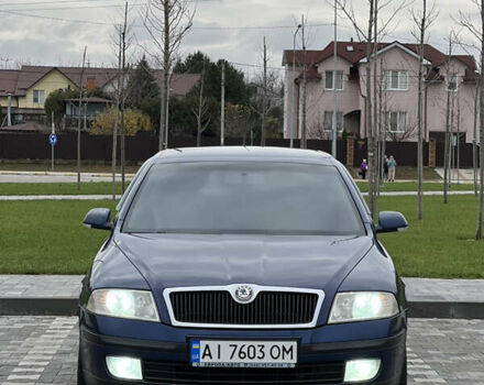 Синий Шкода Октавия, объемом двигателя 1.6 л и пробегом 210 тыс. км за 5500 $, фото 1 на Automoto.ua