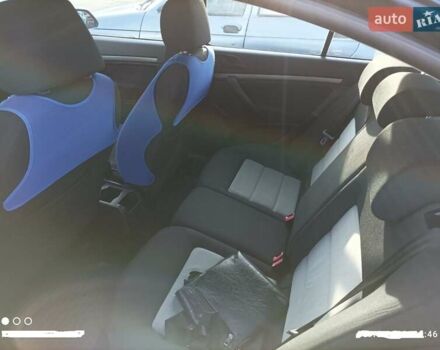 Синий Шкода Октавия, объемом двигателя 1.6 л и пробегом 275 тыс. км за 5500 $, фото 1 на Automoto.ua