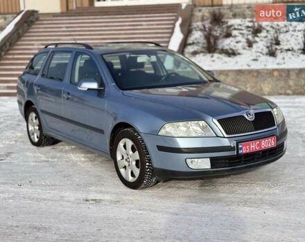Синий Шкода Октавия, объемом двигателя 0 л и пробегом 190 тыс. км за 6400 $, фото 1 на Automoto.ua