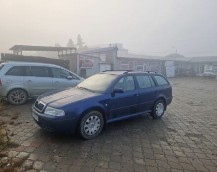 Синий Шкода Октавия, объемом двигателя 1.6 л и пробегом 200 тыс. км за 4700 $, фото 1 на Automoto.ua