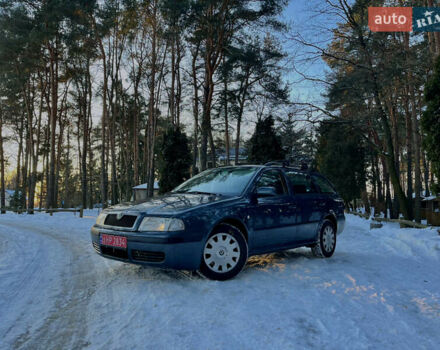 Синій Шкода Октавія, об'ємом двигуна 1.6 л та пробігом 260 тис. км за 5800 $, фото 1 на Automoto.ua