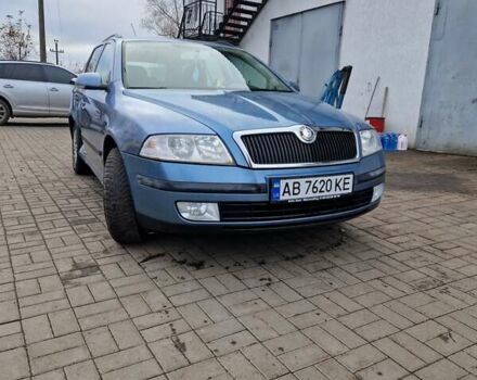 Синий Шкода Октавия, объемом двигателя 1.6 л и пробегом 253 тыс. км за 4600 $, фото 1 на Automoto.ua