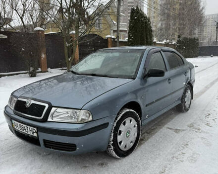 Синий Шкода Октавия, объемом двигателя 1.6 л и пробегом 190 тыс. км за 3800 $, фото 1 на Automoto.ua