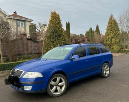 Синий Шкода Октавия, объемом двигателя 2 л и пробегом 281 тыс. км за 3399 $, фото 1 на Automoto.ua