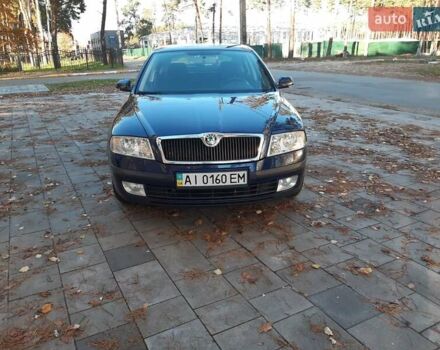 Синий Шкода Октавия, объемом двигателя 1.6 л и пробегом 201 тыс. км за 6800 $, фото 1 на Automoto.ua