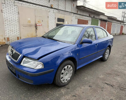 Синий Шкода Октавия, объемом двигателя 1.6 л и пробегом 117 тыс. км за 3800 $, фото 1 на Automoto.ua