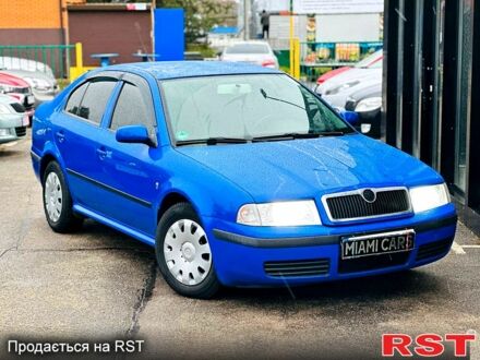 Синий Шкода Октавия, объемом двигателя 1.6 л и пробегом 250 тыс. км за 5699 $, фото 1 на Automoto.ua