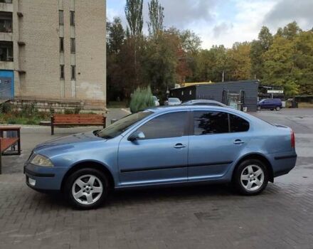 Синий Шкода Октавия, объемом двигателя 1.4 л и пробегом 300 тыс. км за 4500 $, фото 1 на Automoto.ua