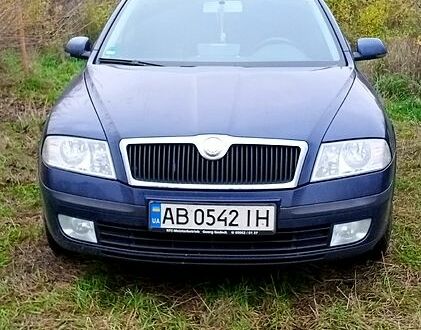 Синий Шкода Октавия, объемом двигателя 1.6 л и пробегом 226 тыс. км за 5500 $, фото 1 на Automoto.ua