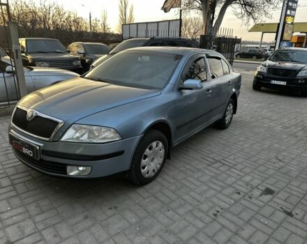 Синий Шкода Октавия, объемом двигателя 2 л и пробегом 230 тыс. км за 6200 $, фото 1 на Automoto.ua