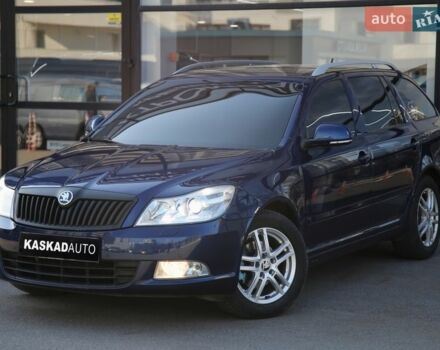 Синий Шкода Октавия, объемом двигателя 1.39 л и пробегом 244 тыс. км за 8600 $, фото 1 на Automoto.ua